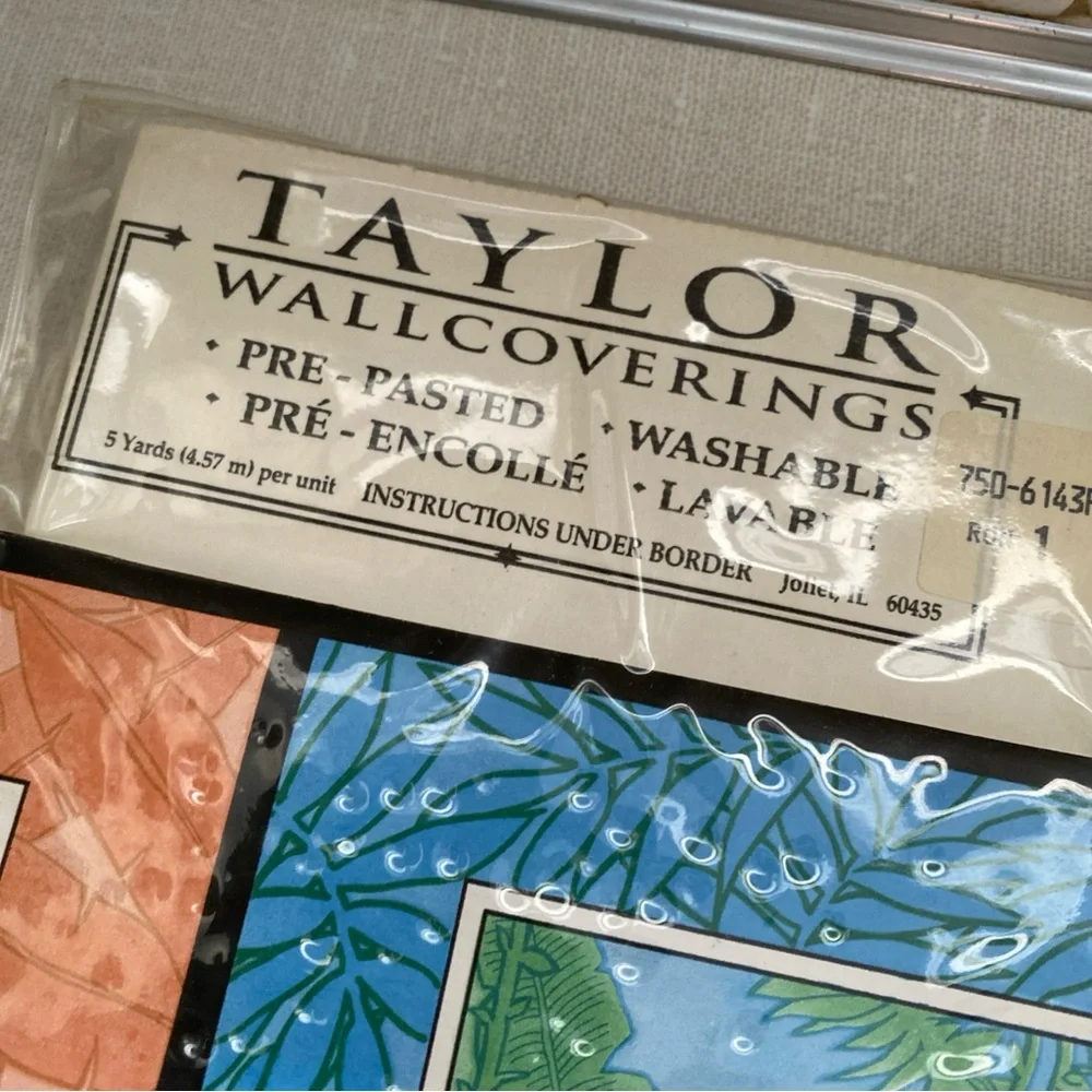 Two (2) Vintage‎ Taylor Wallcoverings Wall Border 5yds Each Animals Tropical